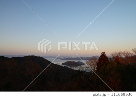 広島県呉市　豊浜町豊島　十文字山展望台からの眺望 111669930