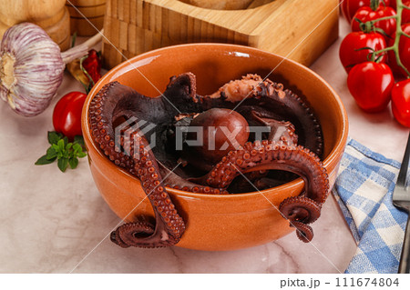 Boiled delicous Octopus in the bowl Boiled delicous Octopus in the bowl 111674804