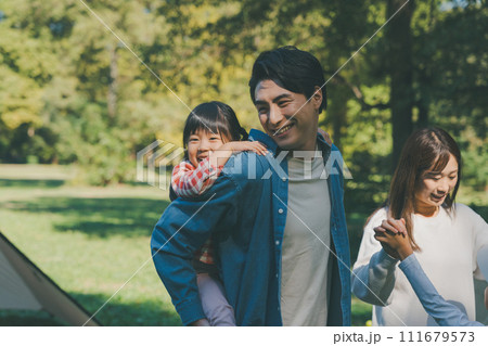 5 years old 111679573