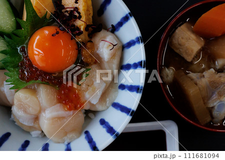 陸奥湾ほたての海鮮丼(青森県野辺地町) 陸奥湾ほたての海鮮丼(青森県野辺地町) 111681094