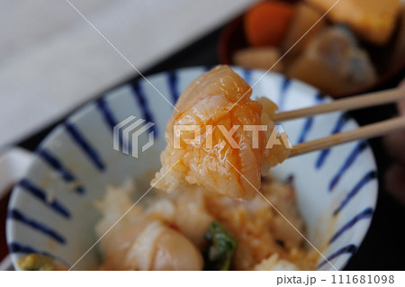 陸奥湾ほたての海鮮丼(青森県野辺地町) 陸奥湾ほたての海鮮丼(青森県野辺地町) 111681098