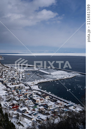 羅臼展望台から国後島望む 羅臼展望台から国後島望む 111681399