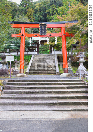 松尾大社の摂社  月読神社（京都市西京区） 111683154