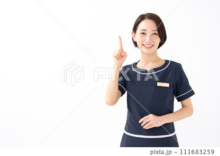 女性　制服　エステティシャン　ポイント 111683259
