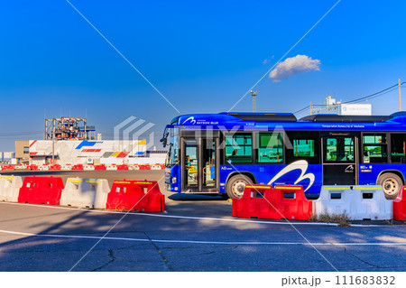 神奈川県 横浜市 ベイサイドブルー山下ふ頭バス停 神奈川県 横浜市 ベイサイドブルー山下ふ頭バス停 111683832