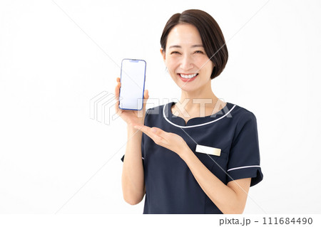 女性 制服 エステティシャン 手かざし 女性 制服 エステティシャン 手かざし 111684490