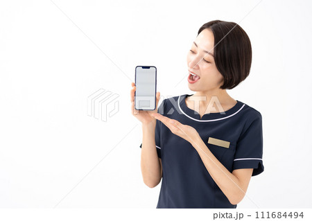 女性 制服 エステティシャン 手かざし 女性 制服 エステティシャン 手かざし 111684494