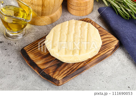 Greek haloumi cheese for roast 111690053