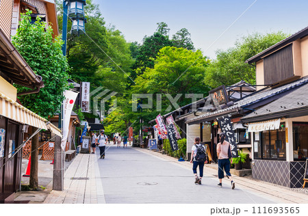 高尾山　表参道 111693565