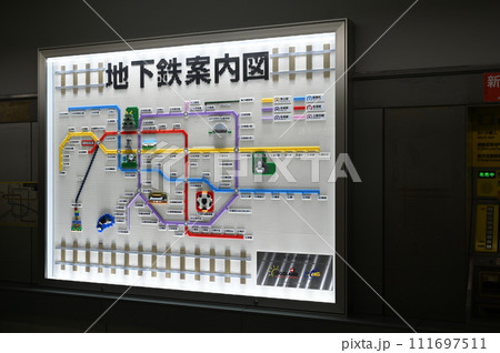 名古屋市営地下鉄・名古屋駅にあるレゴブロックの案内図 名古屋市営地下鉄・名古屋駅にあるレゴブロックの案内図 111697511
