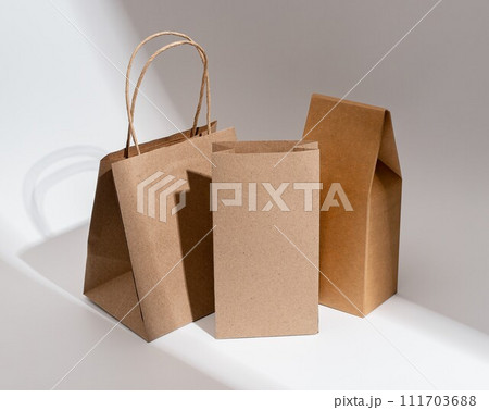 Kraft paper bag, pouch, sack. Brown beige eco package, packs 111703688