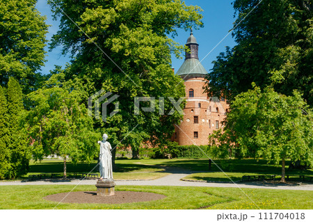 View of royal Gripsholms castle in Mariefred, Sweden 111704018