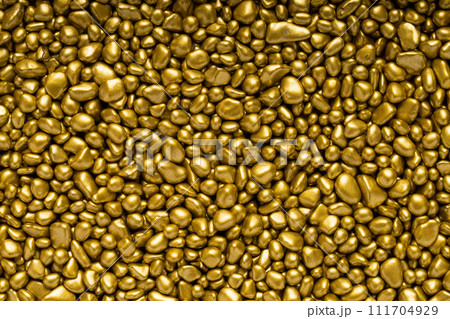 Lots of beautiful gold colored stones. 111704929