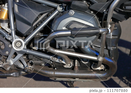バイクの水平対向エンジン イメージ 111707880