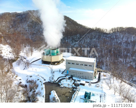 早春の北海道森町で北海道電力濁川地熱発電所の風景を撮影 111711032