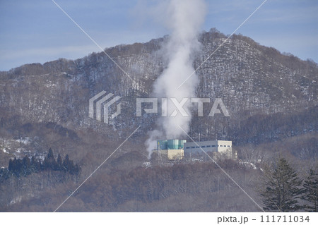 早春の北海道森町で北海道電力濁川地熱発電所の風景を撮影 111711034