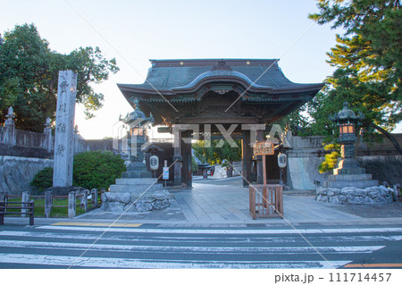 豊川稲荷正門 111714457