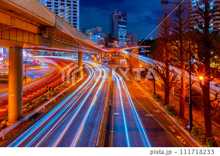 赤坂見附交差点 111718233