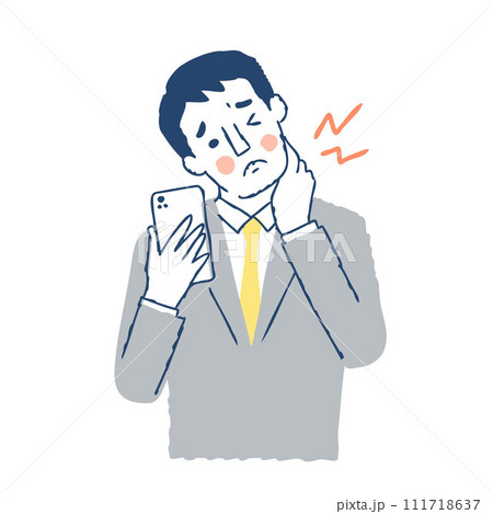 首こりで困っているビジネスマン 111718637