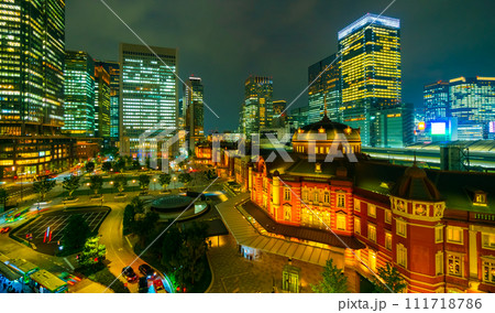 東京駅夜景 東京駅夜景 111718786