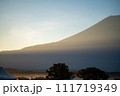 キャンプ場　朝日　富士山 111719349