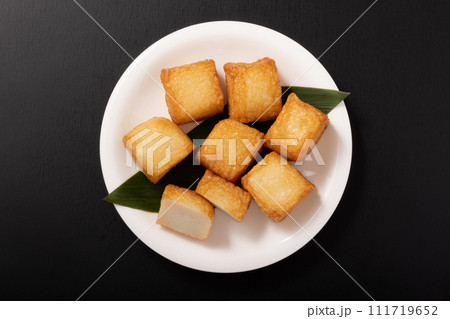 厚揚げキューブかまぼこ 111719652