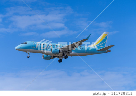 《飛行機》エンブラエル Embraer E-Jet E170 ERJ-170-100 (ERJ-17 《飛行機》エンブラエル Embraer E-Jet E170 ERJ-170-100 (ERJ-17 111729813