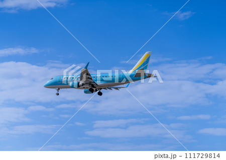 《飛行機》エンブラエル Embraer E-Jet E170 ERJ-170-100 (ERJ-17 《飛行機》エンブラエル Embraer E-Jet E170 ERJ-170-100 (ERJ-17 111729814