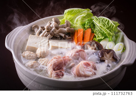 水炊き～鶏鍋 111732763