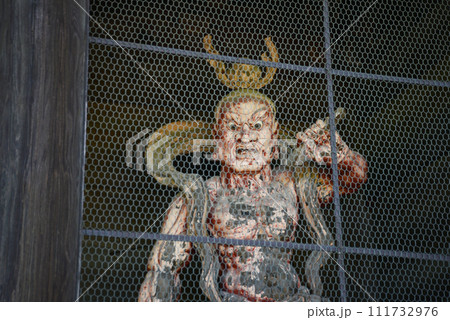 根来寺　仁王門の金剛力士像　和歌山県岩出市 111732976