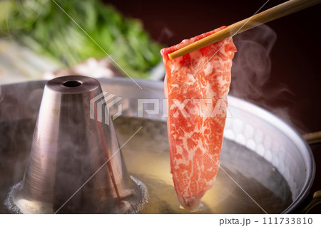 牛肉のシャブシャブ 111733810