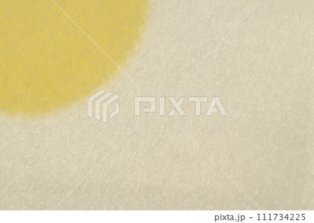 和紙を用いたコーナー満月イメージの背景素材 和紙を用いたコーナー満月イメージの背景素材 111734225