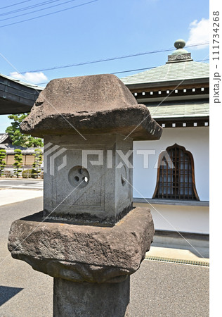 蕨宿散歩 中仙道蕨宿・三学院 真言宗智山派 常夜燈 蕨宿散歩 中仙道蕨宿・三学院 真言宗智山派 常夜燈 111734268