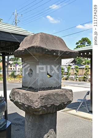 蕨宿散歩 中仙道蕨宿・三学院 真言宗智山派 常夜燈 蕨宿散歩 中仙道蕨宿・三学院 真言宗智山派 常夜燈 111734269