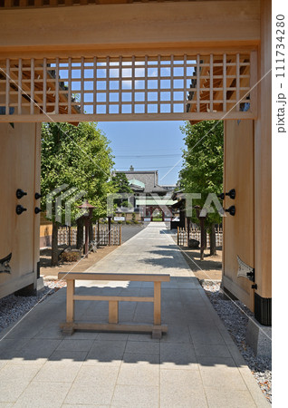 蕨宿散歩　中仙道蕨宿・三学院　真言宗智山派　参道 111734280