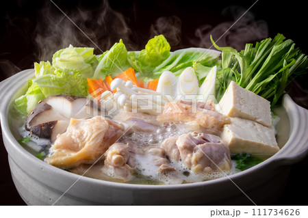 水炊き〜鶏鍋  111734626