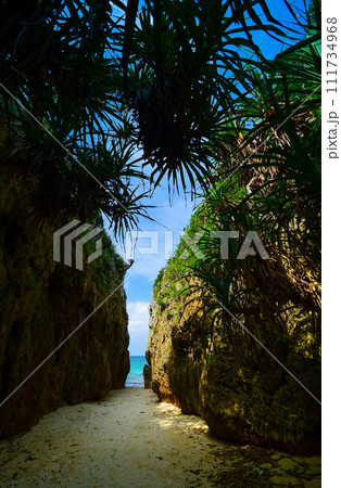 備瀬のパワースポット　ワルミ 111734968