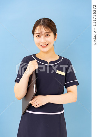 エステティシャン　20代　カルテ 111736272