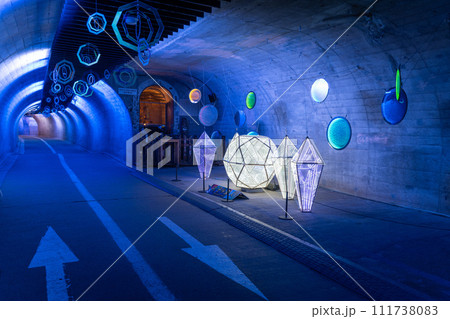 茨城県大子町　袋田の滝　大子来人 111738083