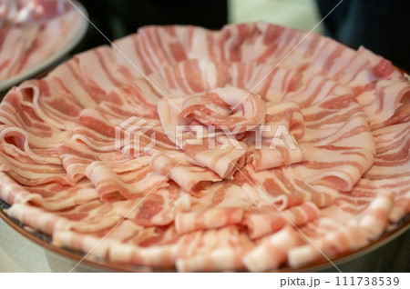 新鮮なお肉 新鮮なお肉 111738539