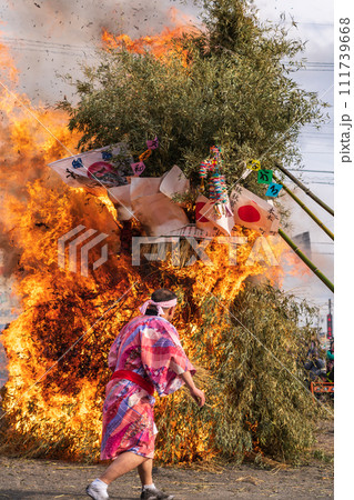 火伏せの祭り、今尾の左義長〈岐阜県海津市〉 火伏せの祭り、今尾の左義長〈岐阜県海津市〉 111739668