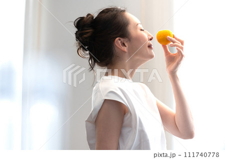 ビューティーイメージ 111740778