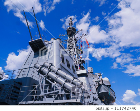 青空と艦船 111742740