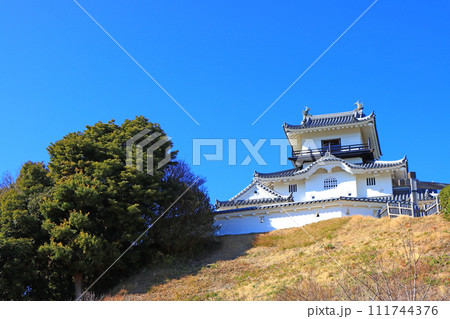 静岡県掛川市、掛川城天守閣の風景 静岡県掛川市、掛川城天守閣の風景 111744376
