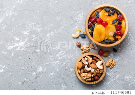 healthy snack 111746695