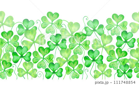 Seamless border with shamrock and four leaf clover petals.Watercolor and marker illustration.Hand drawn Irish symbol for St. Patrick's Day.Isolated design element for packaging,web banner. 111748854