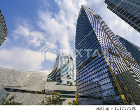 バンコク中心部の高層ビル群・パーク ハイアット バンコク / Bangkok, Thailand 111757580