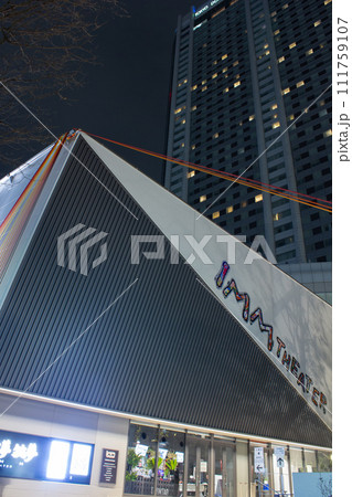 IMM  THEATERの夜景 111759107