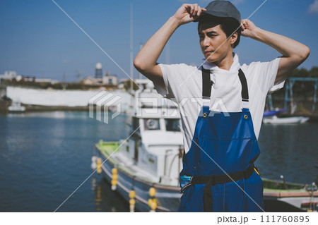 fisherman fisherman 111760895