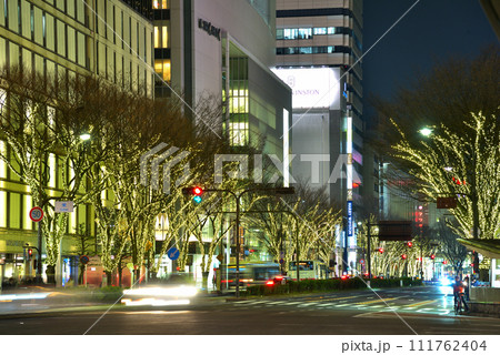 《愛知県》名古屋都市風景　中区栄　大津通のウインターイルミネーション 111762404
